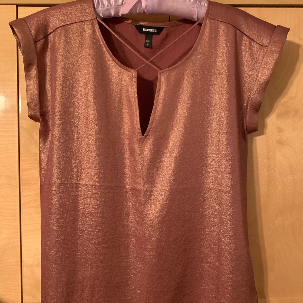 Express Top - Picture 3 of 3